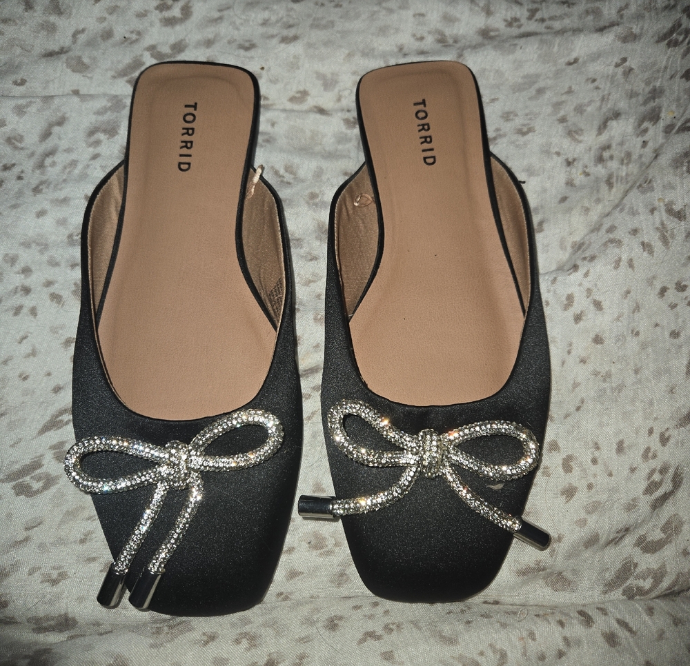 Torrid Size 10  / 11 WW Black Satin Rhinestoe Bow Flat Mule Slip Ons